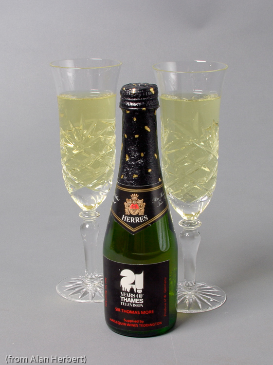 Thames 21st Birthday champagne taster
