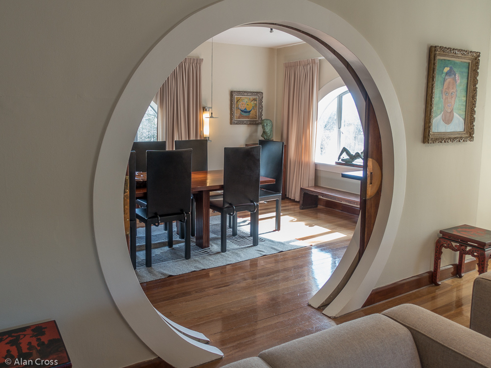 Door into the dining room. The two doors slide into the wall either side.