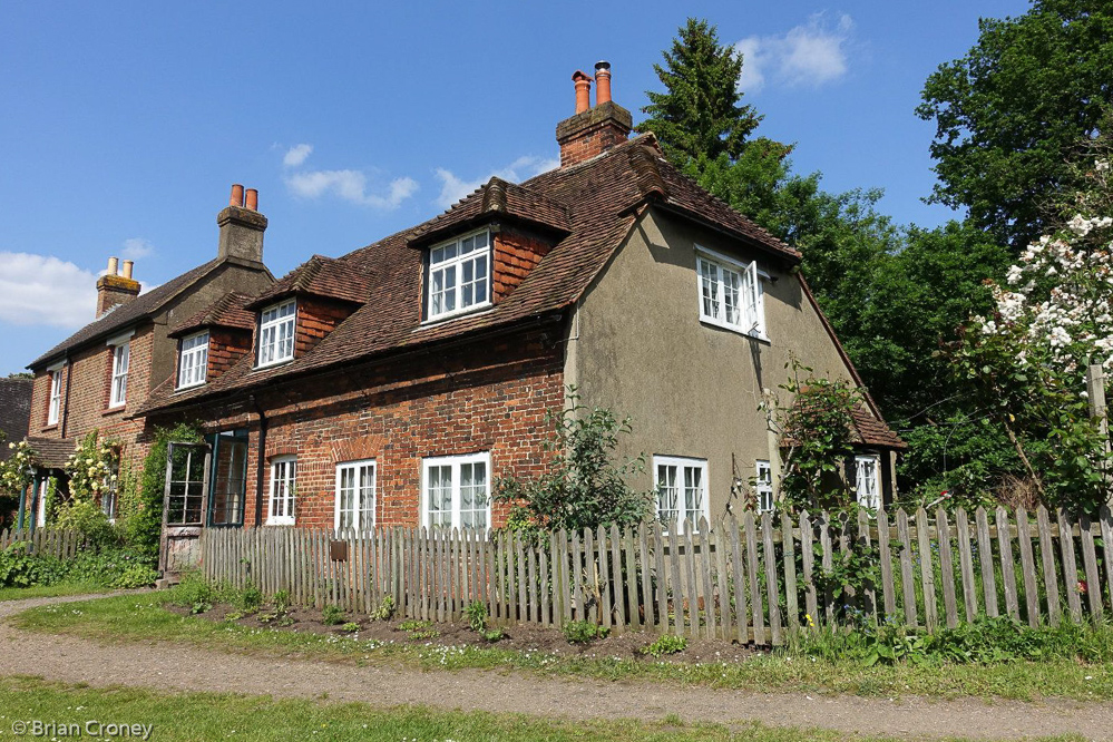 Gunpowder cottage