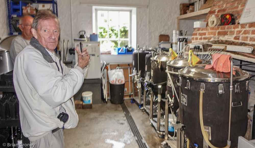 Peter H in the brewhouse